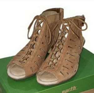 Earth Suede Perforated Peep toe Shootie